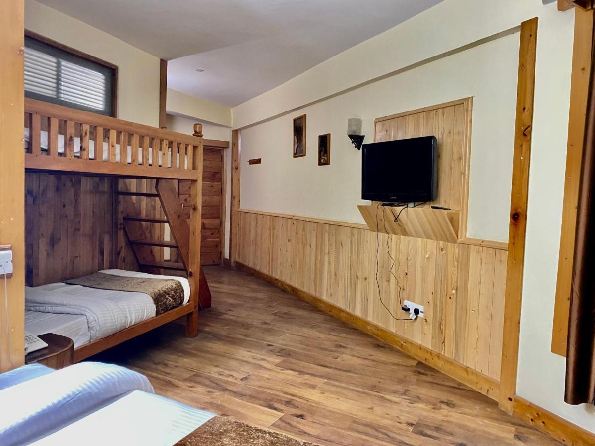 Hotel Valley Of Gods Manāli Exterior foto