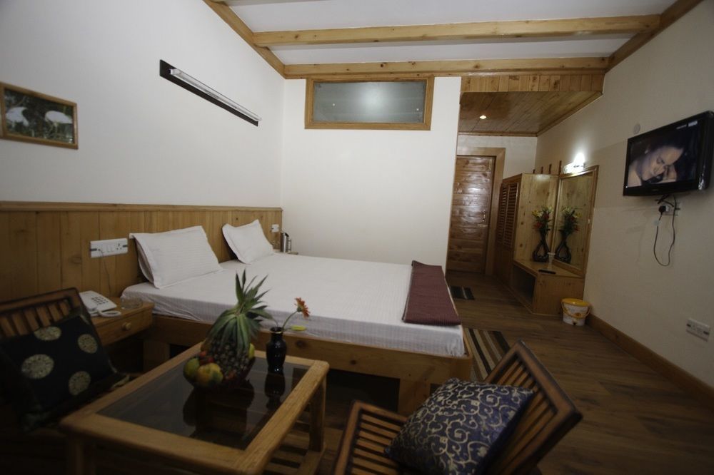 Hotel Valley Of Gods Manāli Exterior foto